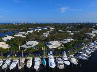 14346 Cypress Island Cir, Palm Beach Gardens, FL 33410
