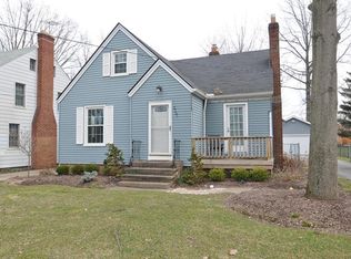 2757 Wagar Rd, Rocky River, OH 44116