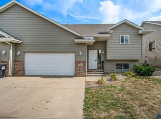 3604 W Hughes Pl, Sioux Falls, SD 57108