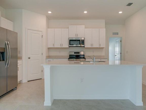4th image of 4019 San Clemente Ct