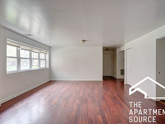 5th image of 2540 W Fitch Ave