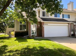 4440 104th St APT 6, Urbandale, IA 50322