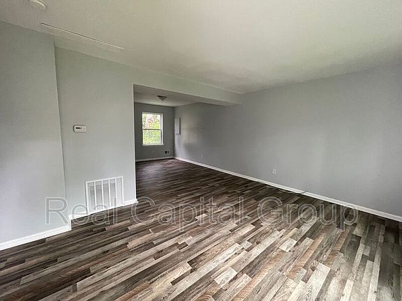 2nd image of 41 Cuyler Ave #41A