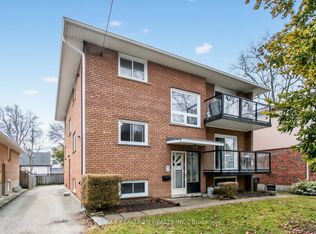 5 Hilo Rd #1, Toronto, ON M8W1L8
