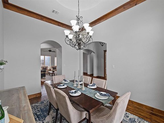 5th image of 2024 Woodbury Ct