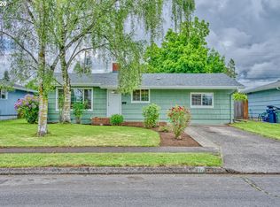 1056 Quinalt St, Springfield, OR 97477