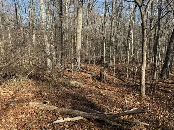 621 Catawba Ln #203, Crossville, TN 38572