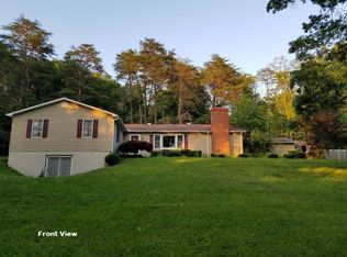 90 Tope Rd, Jackson, OH 45640