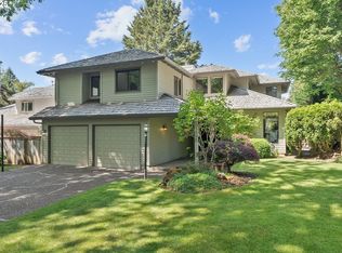 835 Clara Ct, Lake Oswego, OR 97034