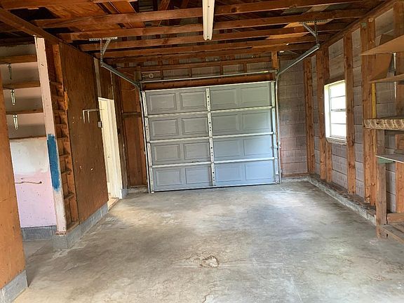 4th image of 4507 Estonia Dr