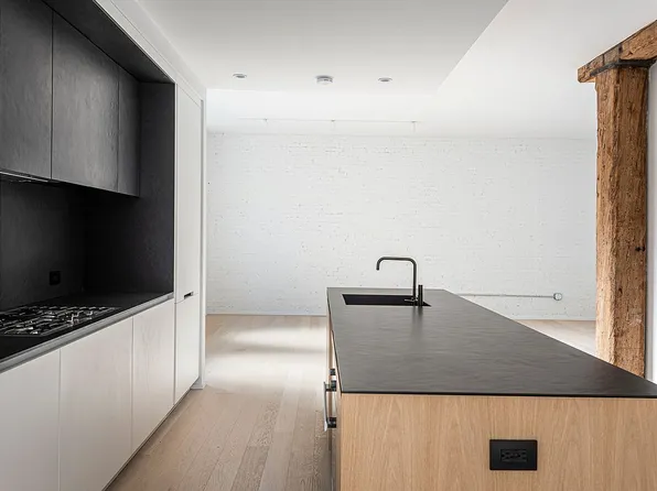 168 Plymouth St #4F, Brooklyn, NY 11201