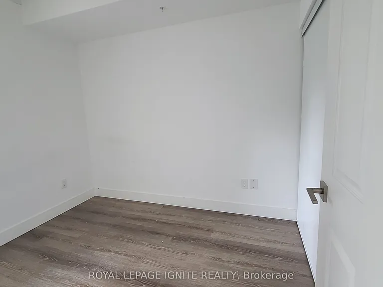 1 Wellington St #305 — Photo 4