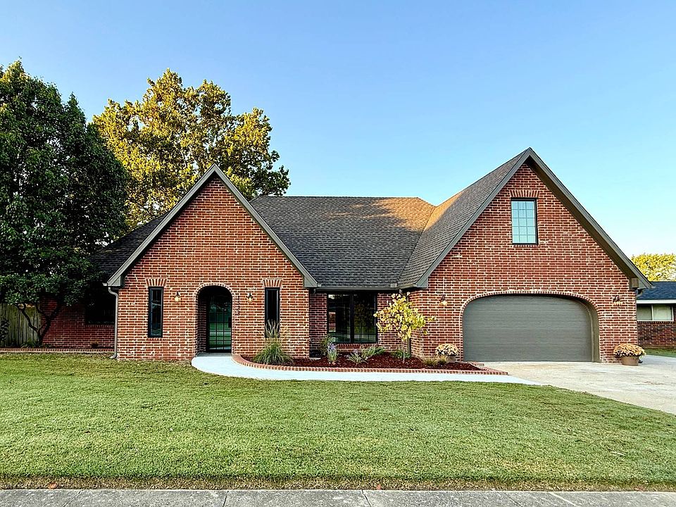 1st image of 1533 Red Bud Ln