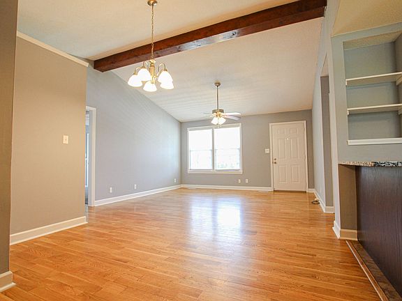 5th image of 763 Leigh Ann Dr