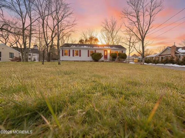 1464 Oak Street, Lakewood, NJ 08701