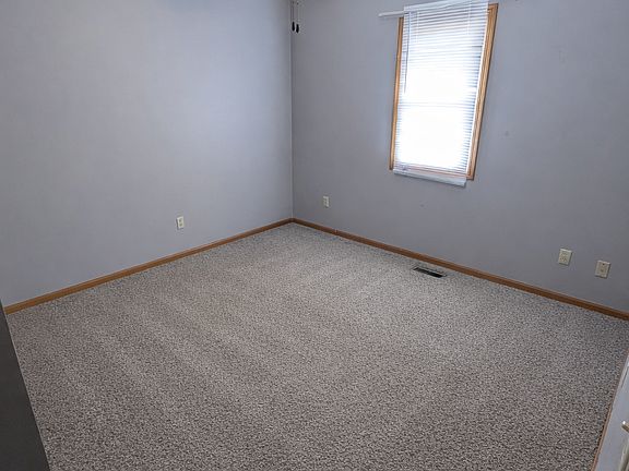 5th image of 621 N Rolling Hills Dr