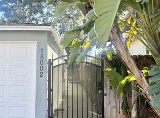 18002 Collins St, Encino, CA 91316