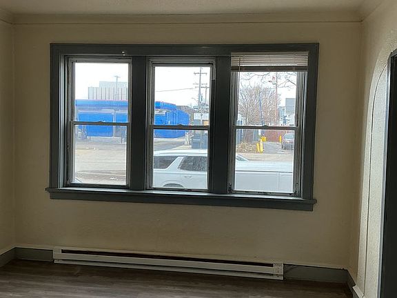 3rd image of 2613 W Capitol Dr APT 1