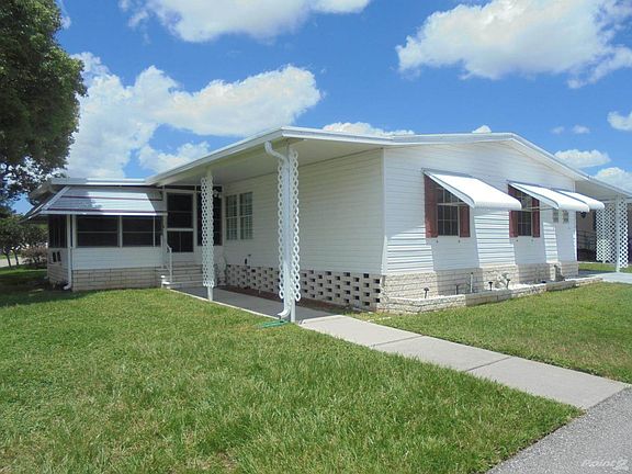 2nd image of 2513 Lake Haven Dr
