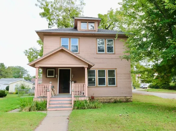 1902 Rhomberg Ave, Dubuque, IA 52001