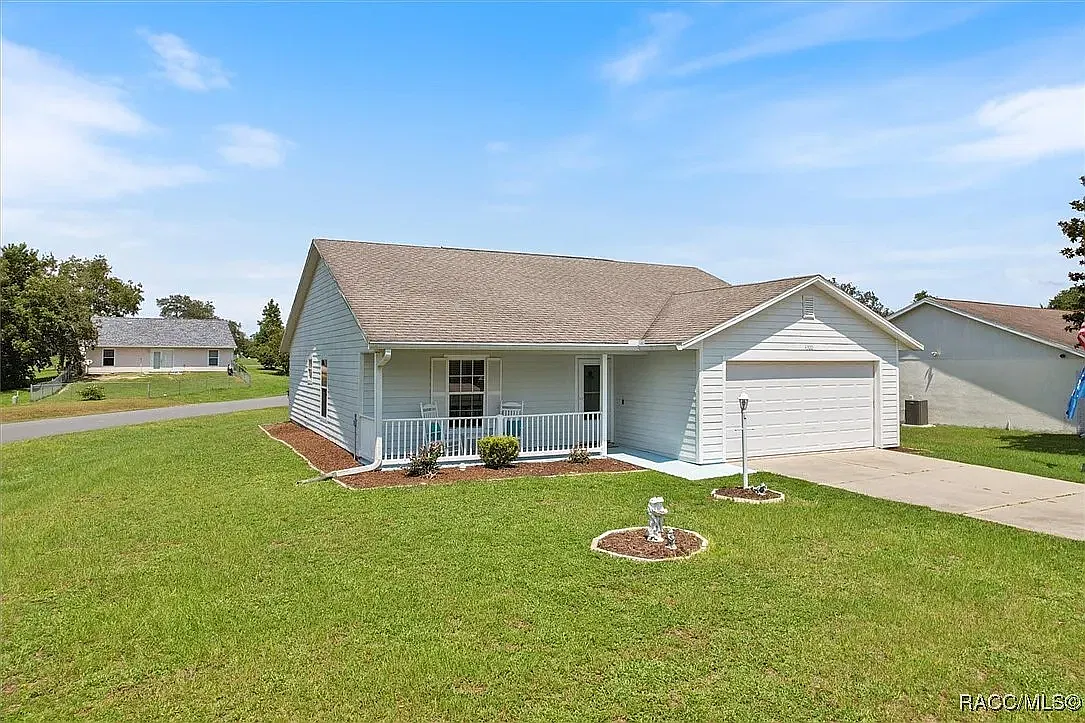 4 bed, 1307 sqft, $1,750 — Photo 3