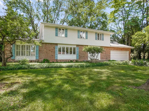 2511 W 58th Pl, Merrillville, IN 46410