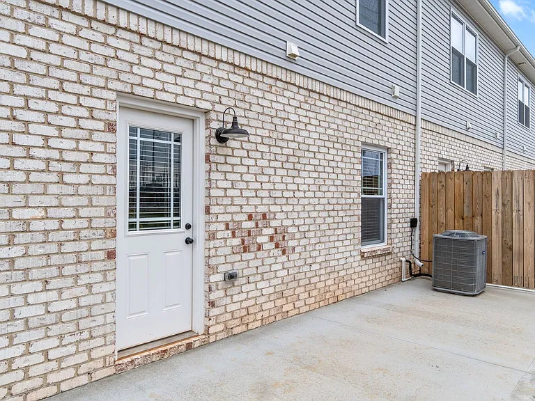 352 Fallow Cir — Photo 23
