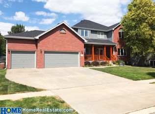 7910 Amelia Dr, Lincoln, NE 68516
