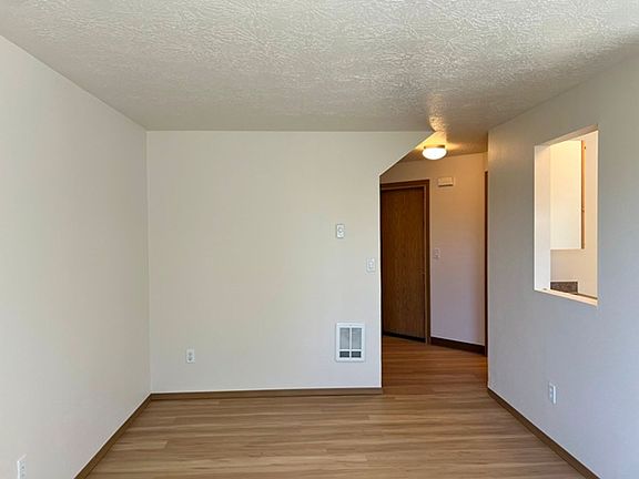 4th image of 425-449 N 1st St #439