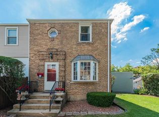 1068 E Thacker St, Des Plaines, IL