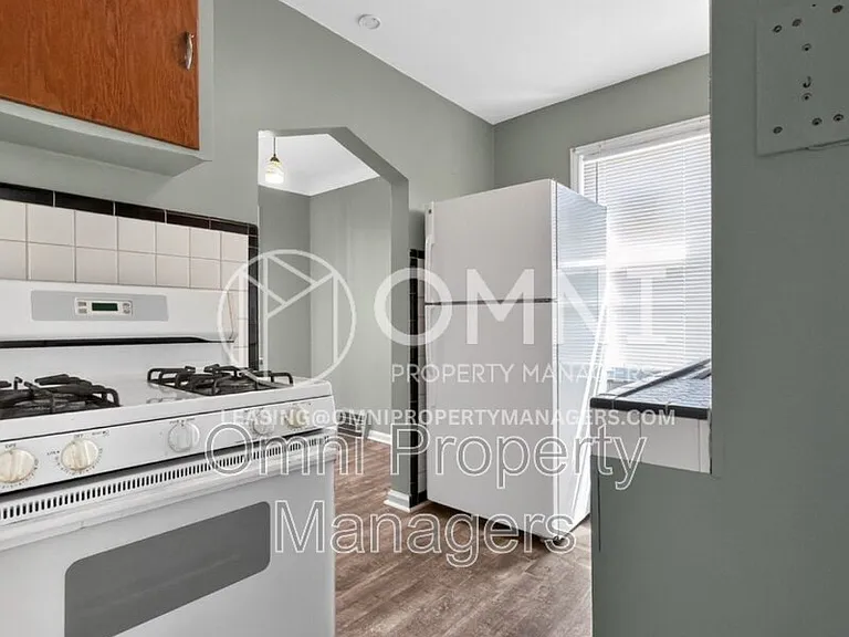 11529 Roxbury St — Photo 16
