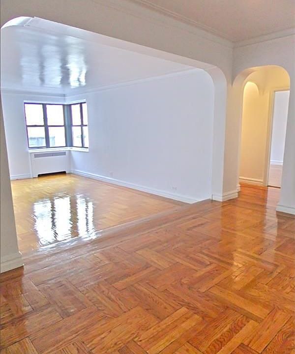 1st image of 57 Park Ter W APT 3H