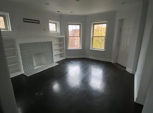 6120 S Eberhart Ave APT 3, Chicago, IL 60637
