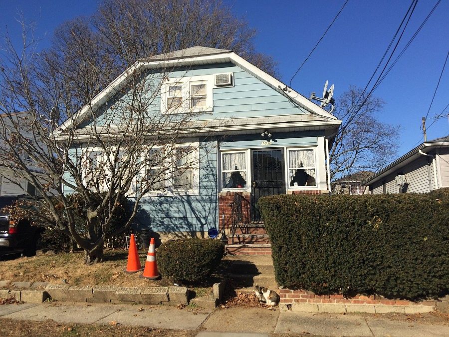 1st image of 1030 Arthur St