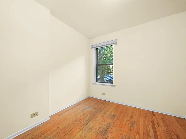2319 N. Kedzie LP — Photo 26