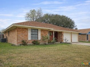 303 Gettysburg Dr, Victoria, TX 77904