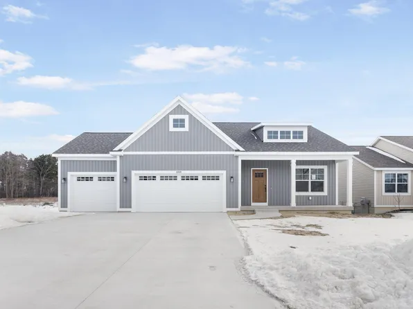 3838 Elderberry Dr, Holland, MI 49424