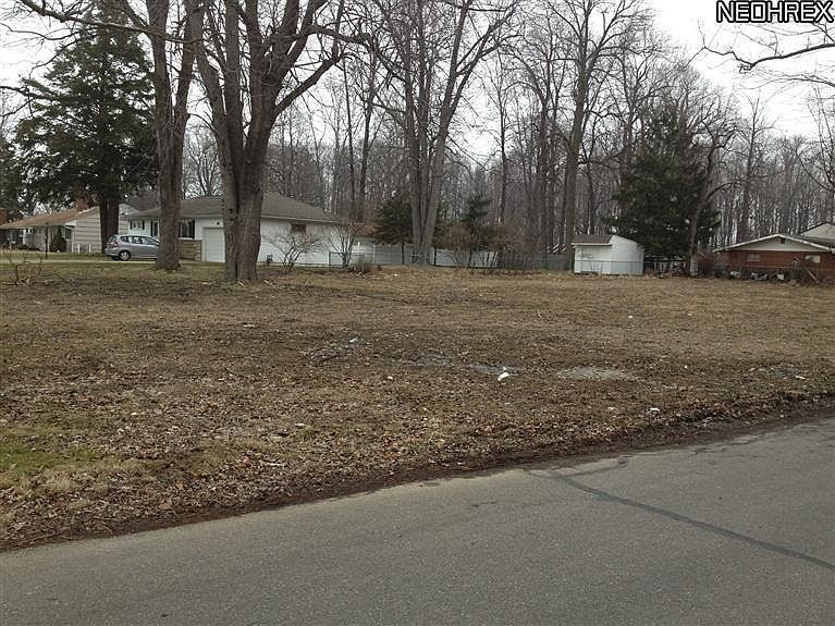 1st image of 5845 Lake St