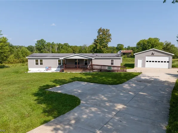 9455 Griffith Rd, Ravenna, OH 44266