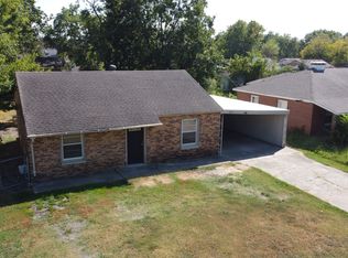 324 SE 4th St, Pryor, OK 74361