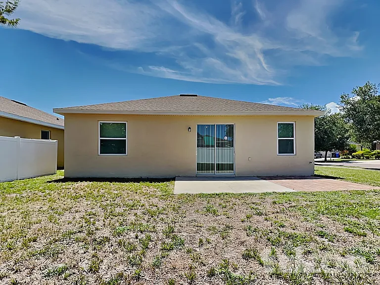 1109 Lauren Manor Loop — Photo 15