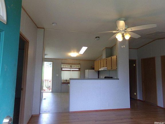 4th image of 3020 Cutaway Ln