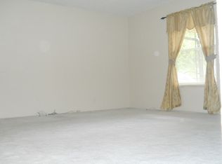 2532 Saddle Ridge Dr, Florissant, MO 63031