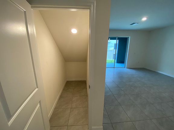 3rd image of 2893 Beluga Bay Dr