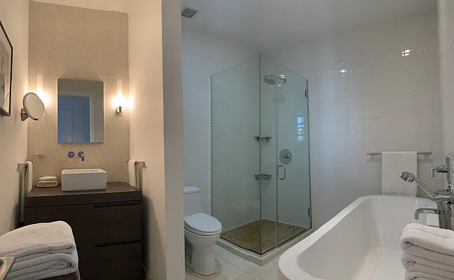 Sold by Hauseit LLC | media 5