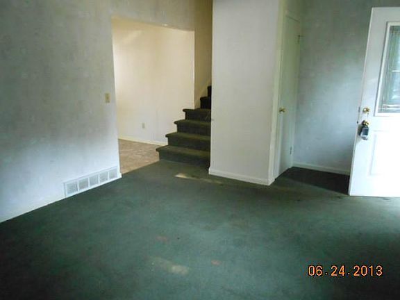 4th image of 6008 Annapolis Dr