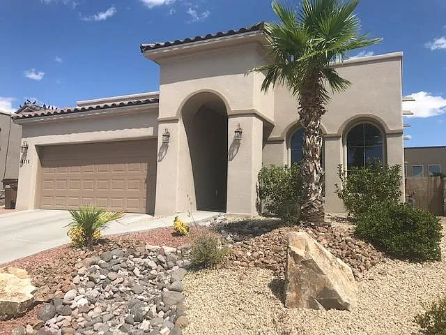 4118 Santiago Way — Photo 2
