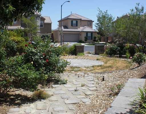 5th image of 11053 Lampione St