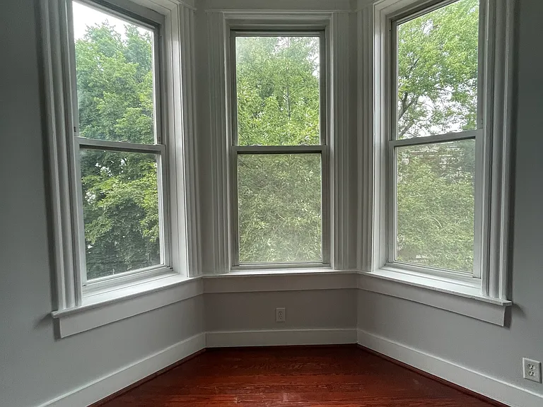 1341 N Washtenaw Ave #3 — Photo 3