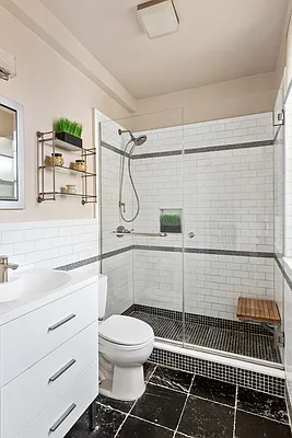 Sold by Tiffany Bauman Real Estate LLC | media 22